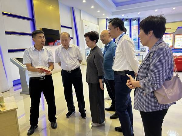 中国石油和化学工业结合会王述纲一行到访388vip太阳集团